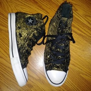 Women's Converse Chuck Shoes Size 8